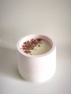 "Alisa" scented candle