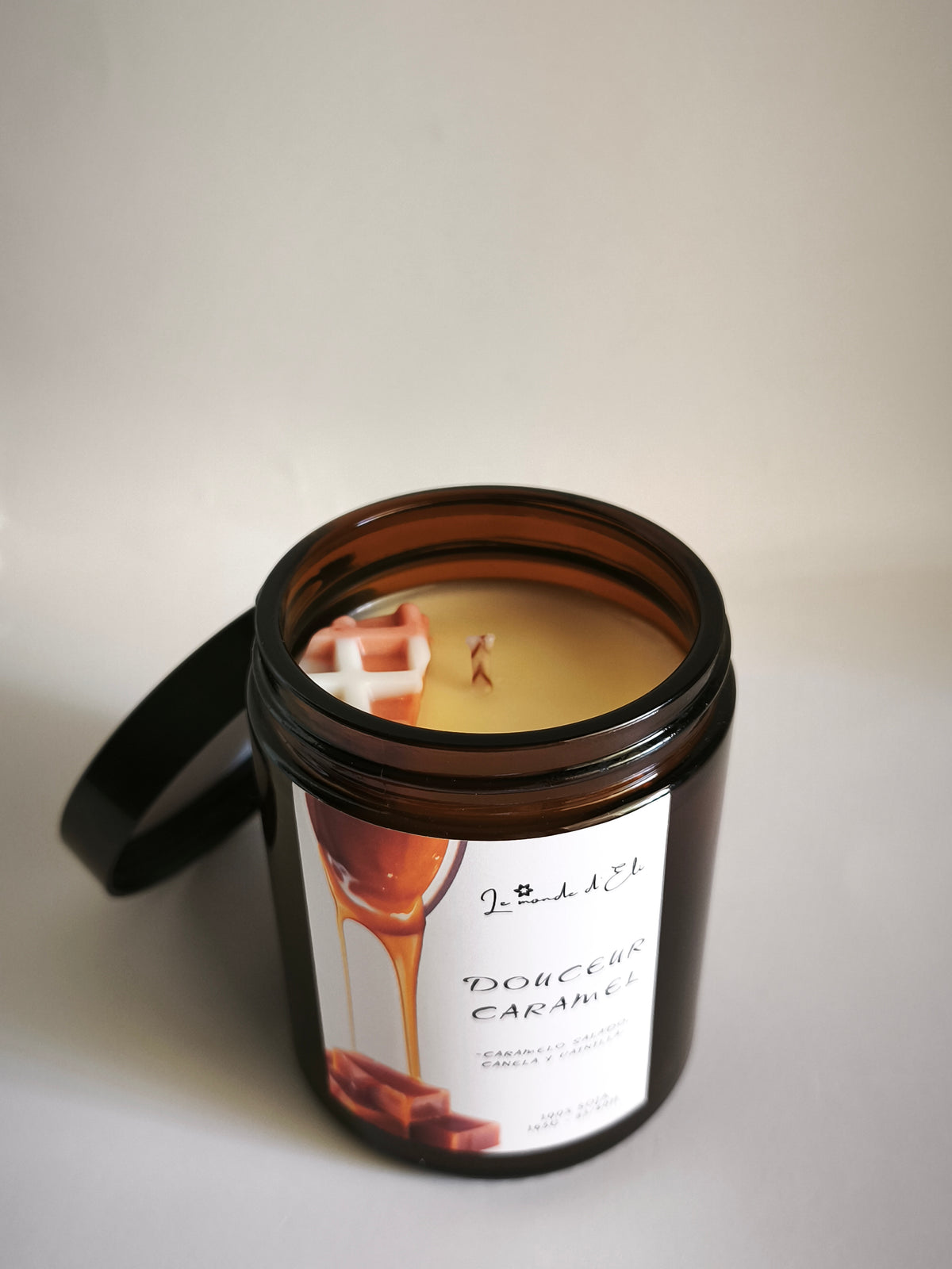 Vela Douceur caramel