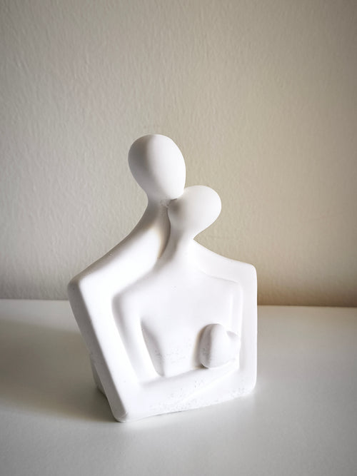 Decorative figure "Embrace"