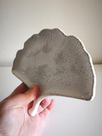 Decorative "Ginkgo biloba" leaf plate