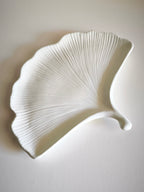 Decorative "Ginkgo biloba" leaf plate