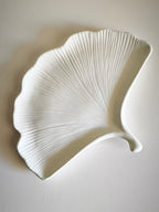 Decorative "Ginkgo biloba" leaf plate