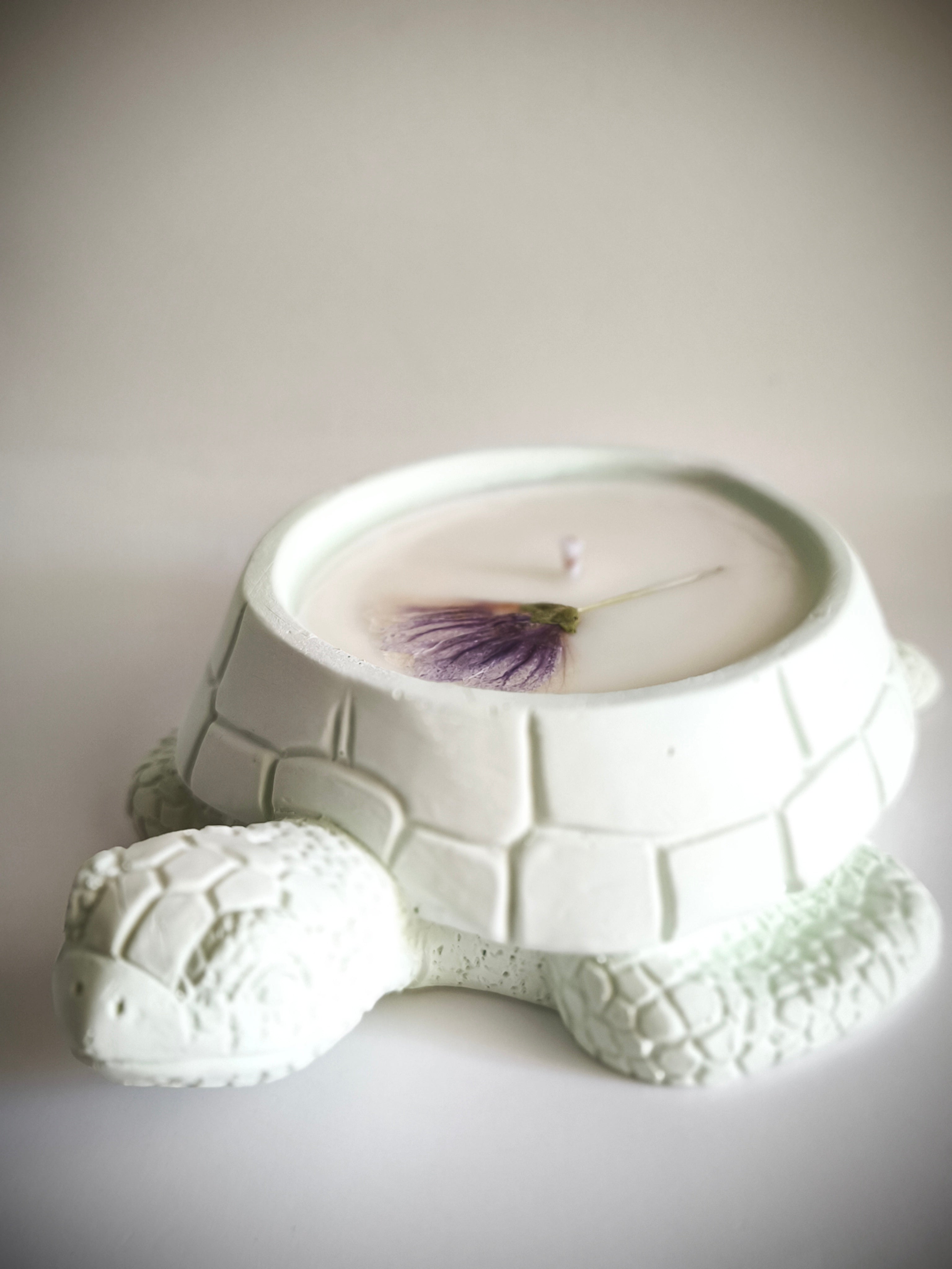 "Lime" scented candle