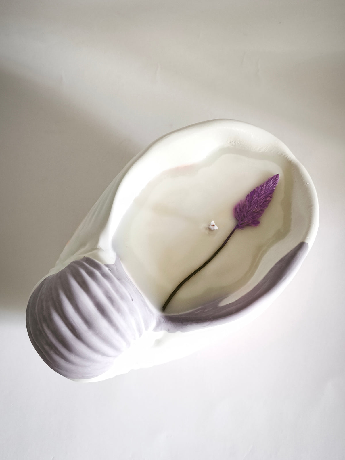 Scented candle "Alice"