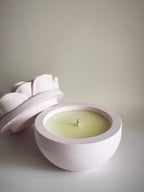 "Coral Flower" scented candle