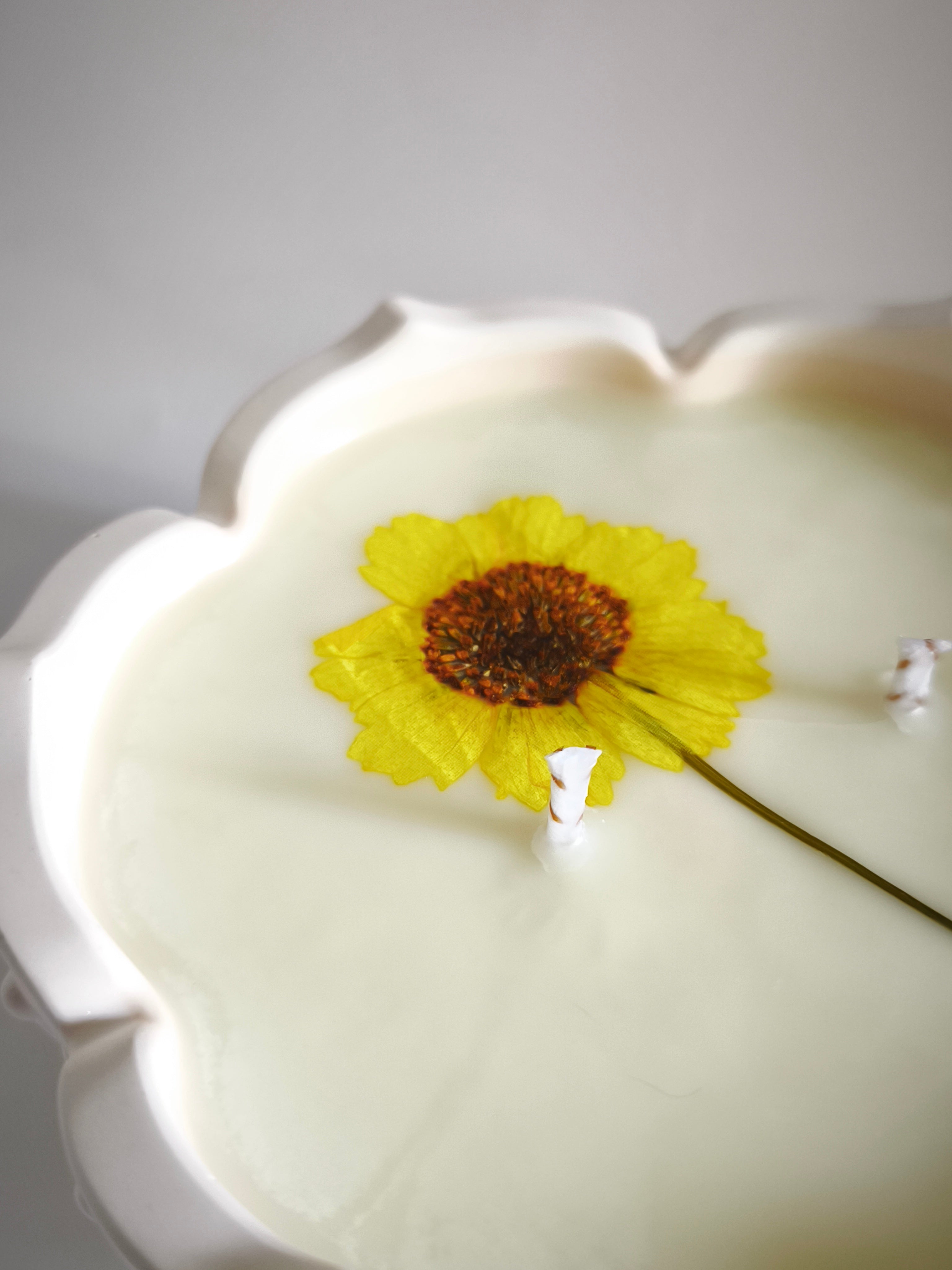 "Monalissa" Scented Candle