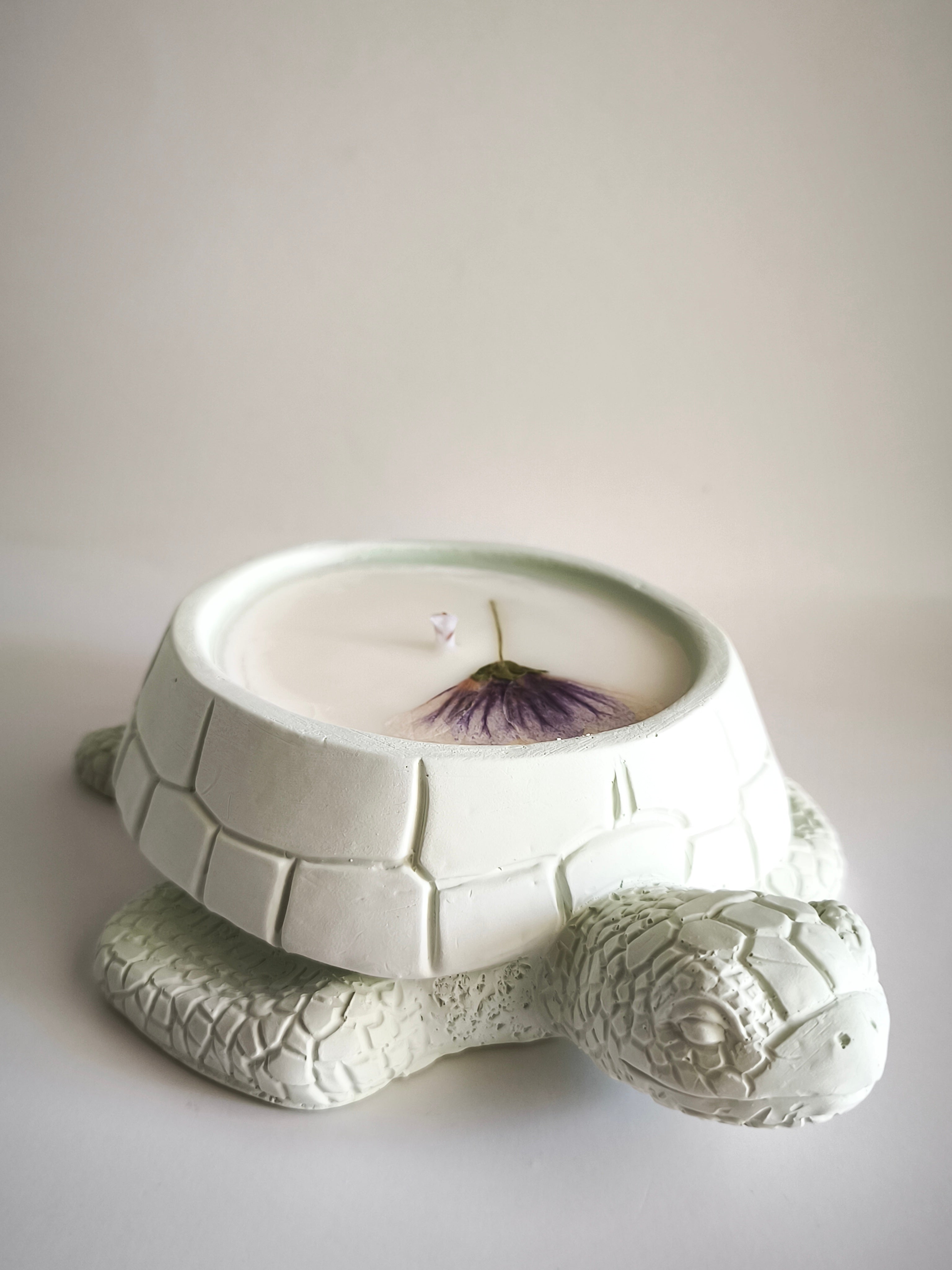 "Lime" scented candle