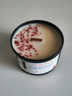 H de Humor scented candle