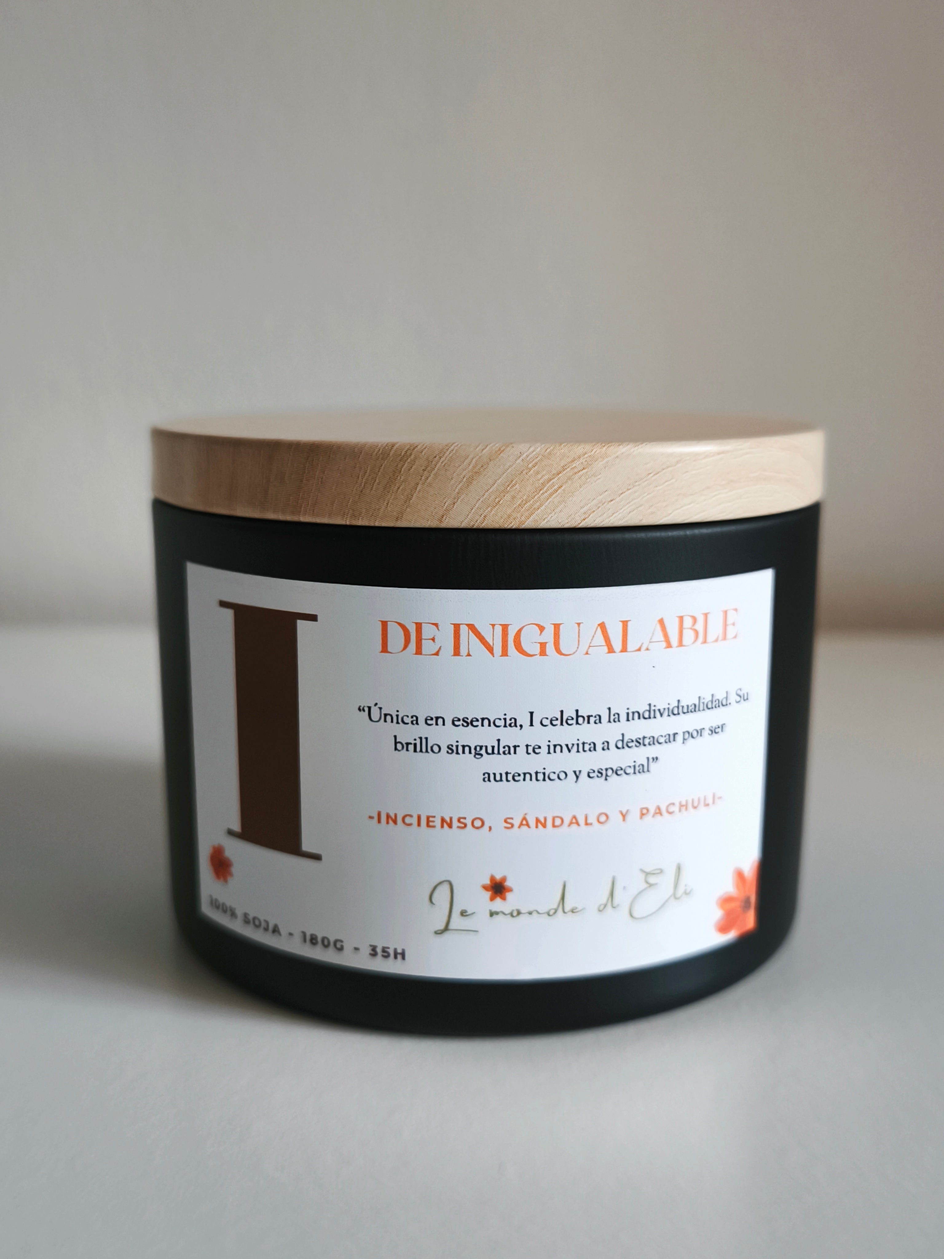 Scented candle I by Inigualable